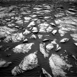 Nasa's Mars rover Curiosity acquired this image using its Left Navigation Camera on Sol 1598, at drive 2820, site number 60