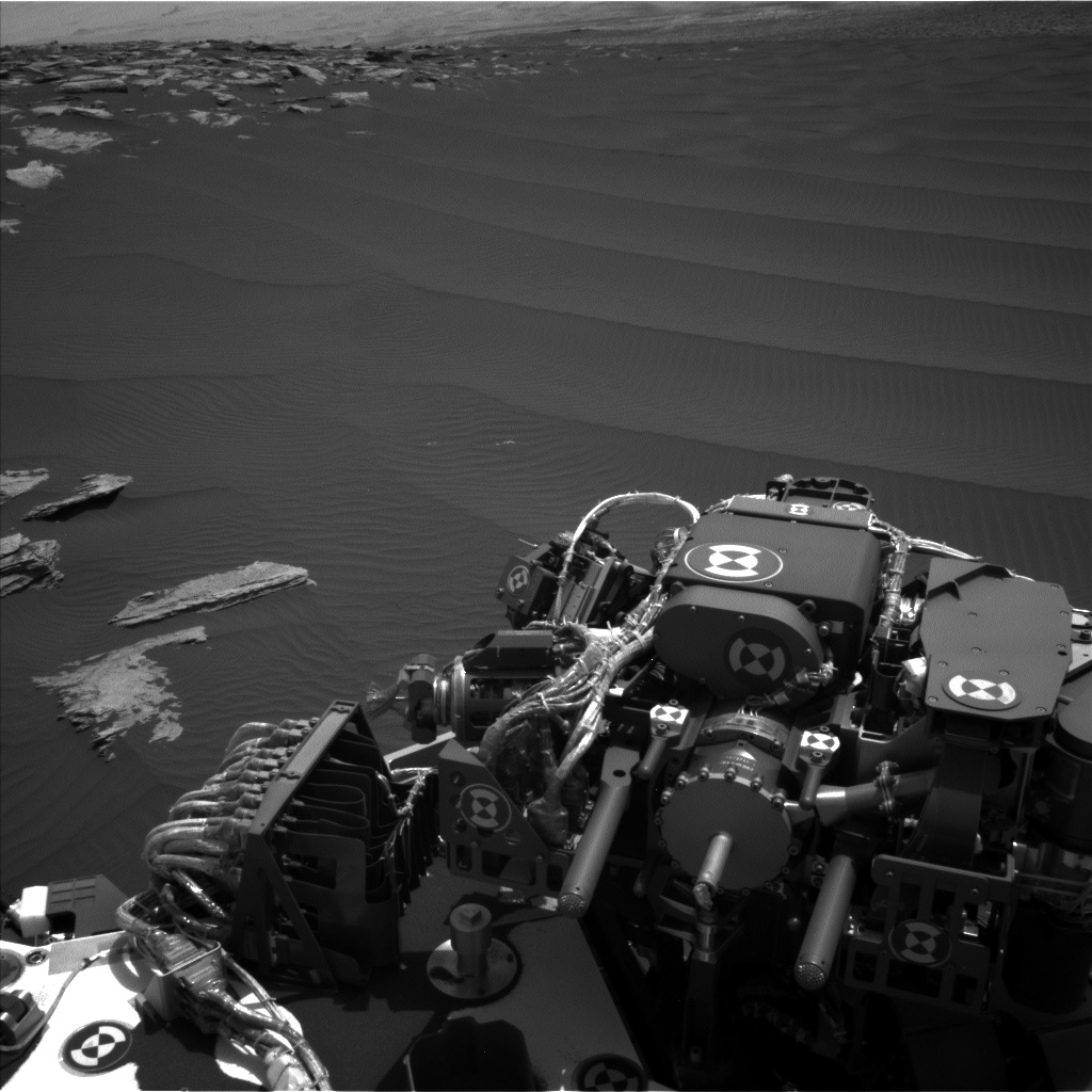 Nasa's Mars rover Curiosity acquired this image using its Left Navigation Camera on Sol 1601, at drive 3162, site number 60