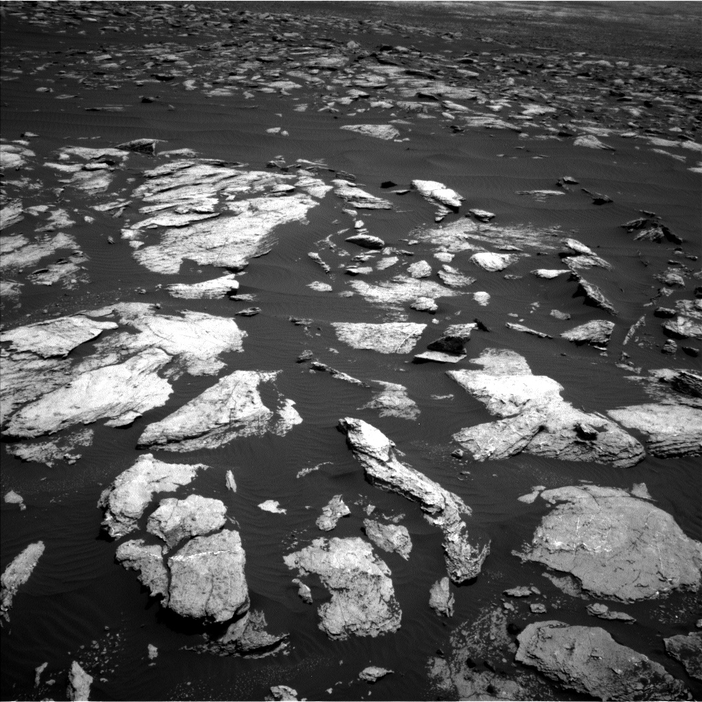 Nasa's Mars rover Curiosity acquired this image using its Left Navigation Camera on Sol 1608, at drive 186, site number 61