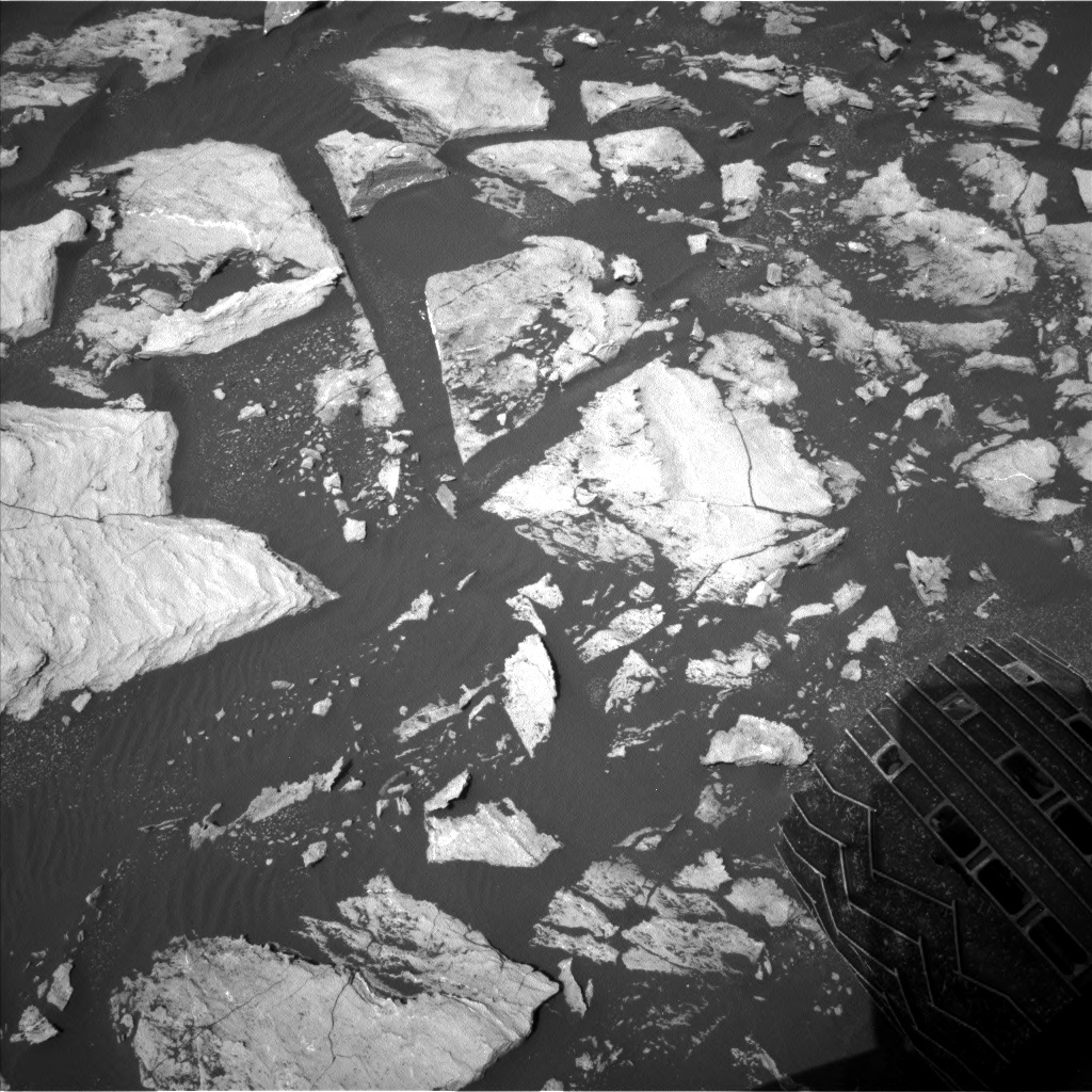 Nasa's Mars rover Curiosity acquired this image using its Left Navigation Camera on Sol 1608, at drive 252, site number 61
