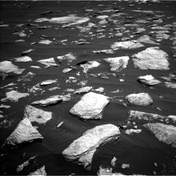 Nasa's Mars rover Curiosity acquired this image using its Left Navigation Camera on Sol 1611, at drive 642, site number 61