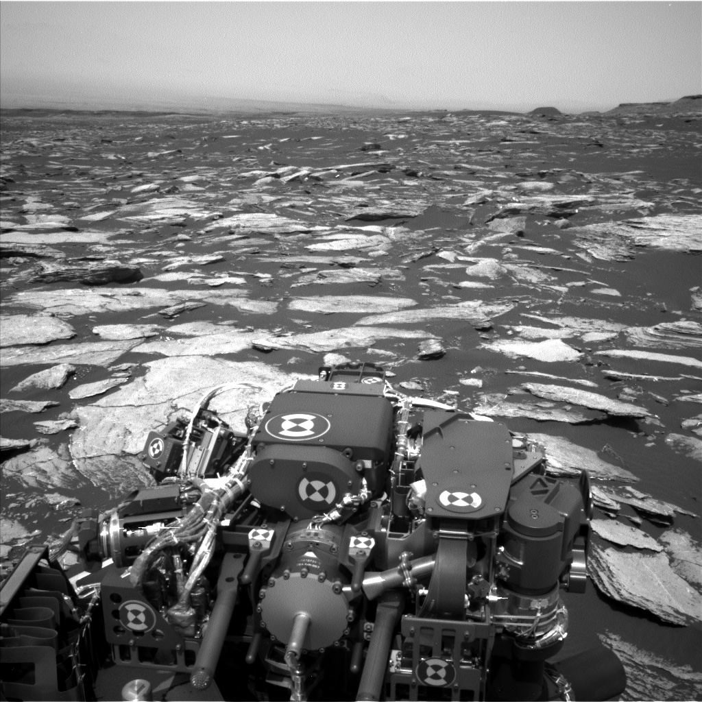 Nasa's Mars rover Curiosity acquired this image using its Left Navigation Camera on Sol 1612, at drive 924, site number 61
