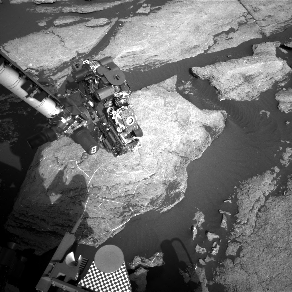 Nasa's Mars rover Curiosity acquired this image using its Right Navigation Camera on Sol 1614, at drive 924, site number 61