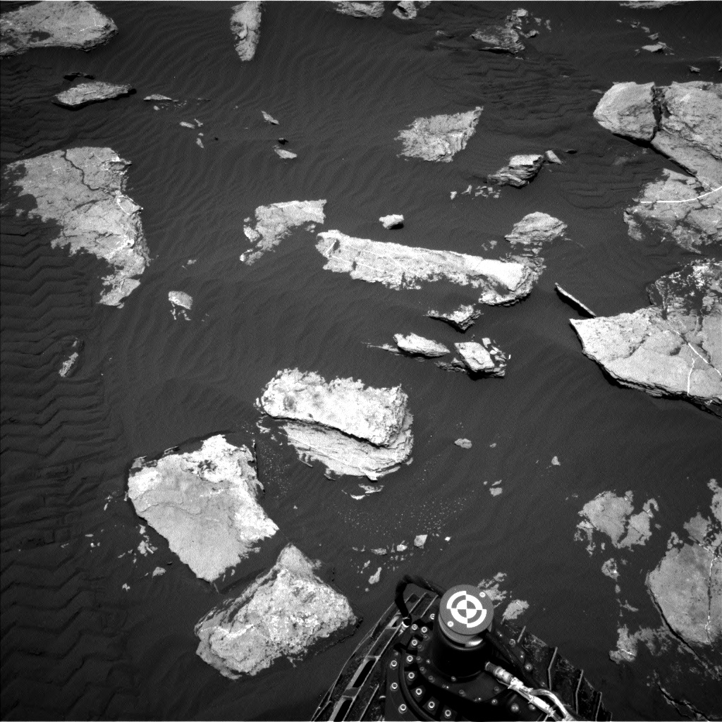 Nasa's Mars rover Curiosity acquired this image using its Left Navigation Camera on Sol 1617, at drive 1140, site number 61