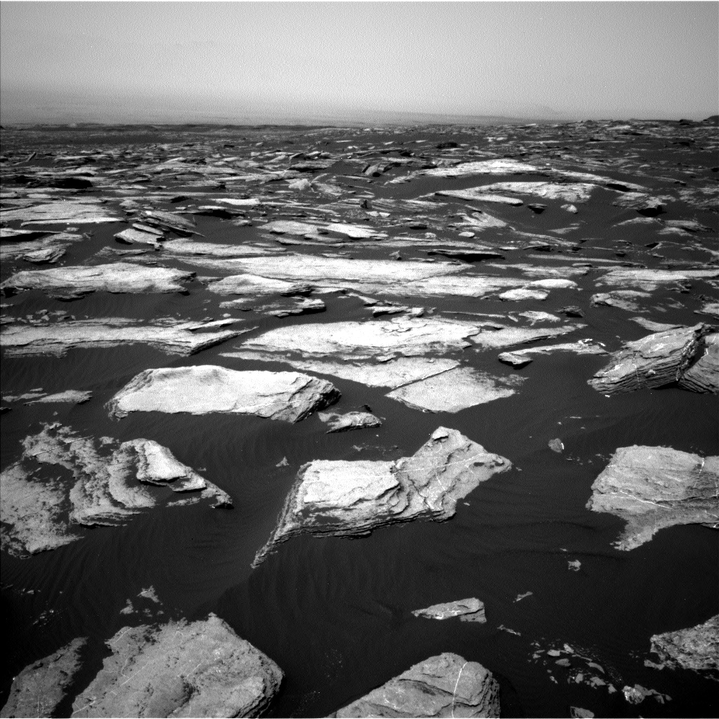 Nasa's Mars rover Curiosity acquired this image using its Left Navigation Camera on Sol 1617, at drive 1140, site number 61
