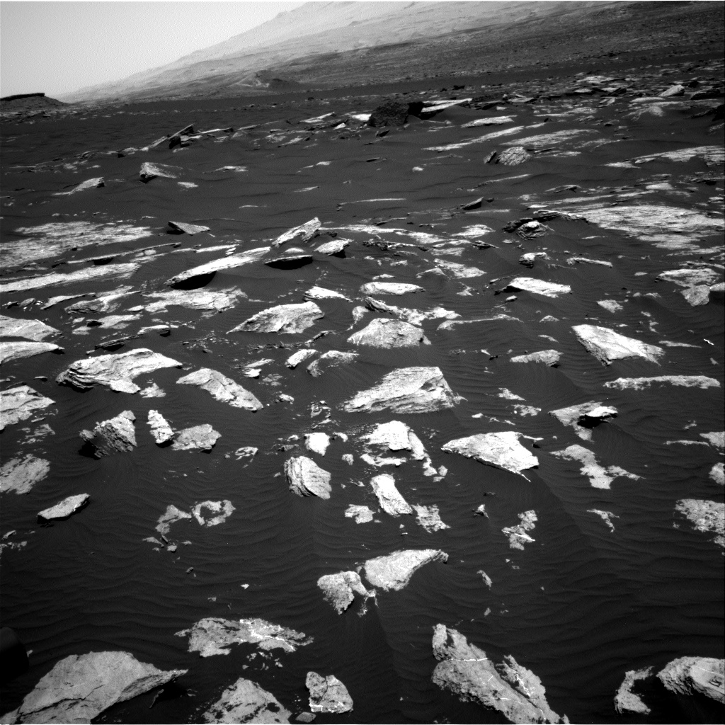 Nasa's Mars rover Curiosity acquired this image using its Right Navigation Camera on Sol 1617, at drive 1122, site number 61