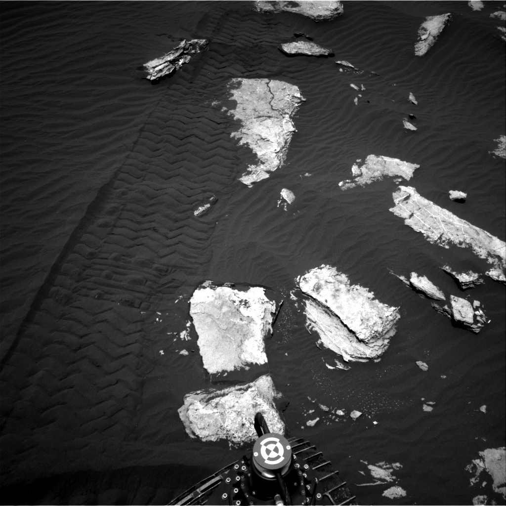 Nasa's Mars rover Curiosity acquired this image using its Right Navigation Camera on Sol 1617, at drive 1140, site number 61