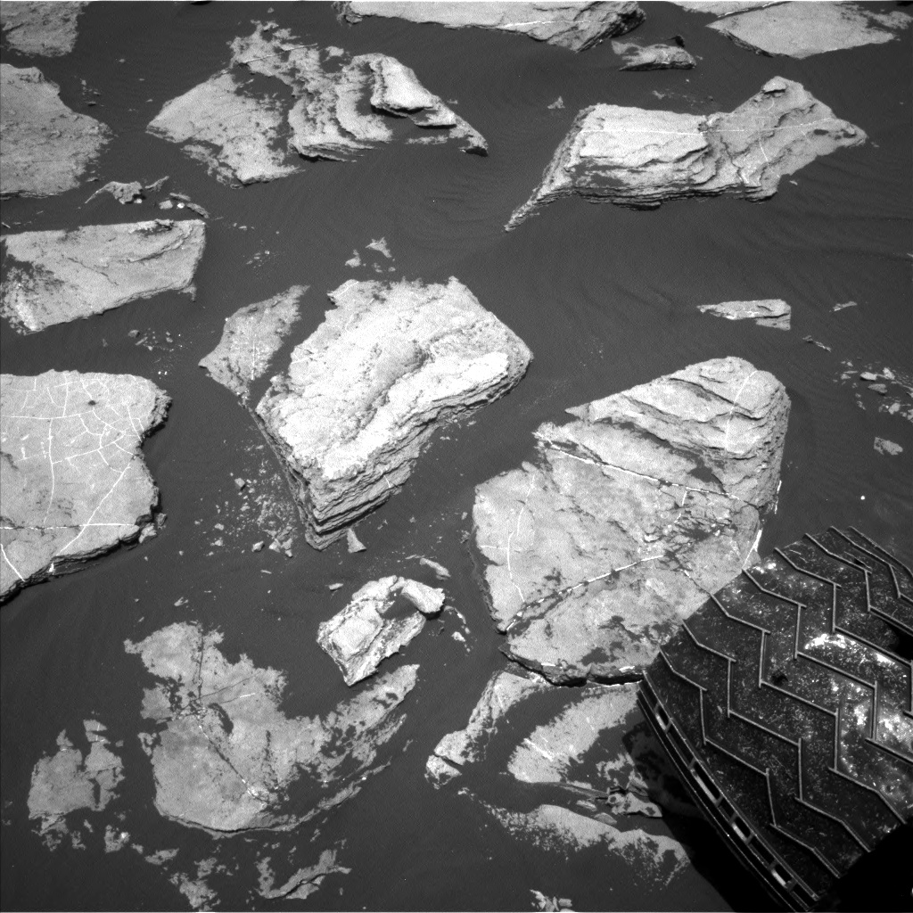 Nasa's Mars rover Curiosity acquired this image using its Left Navigation Camera on Sol 1619, at drive 1140, site number 61