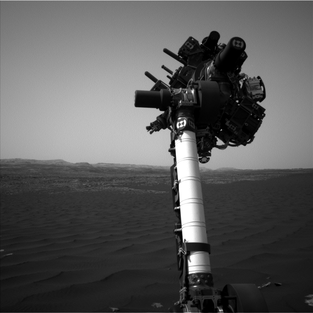 Nasa's Mars rover Curiosity acquired this image using its Left Navigation Camera on Sol 1620, at drive 1140, site number 61