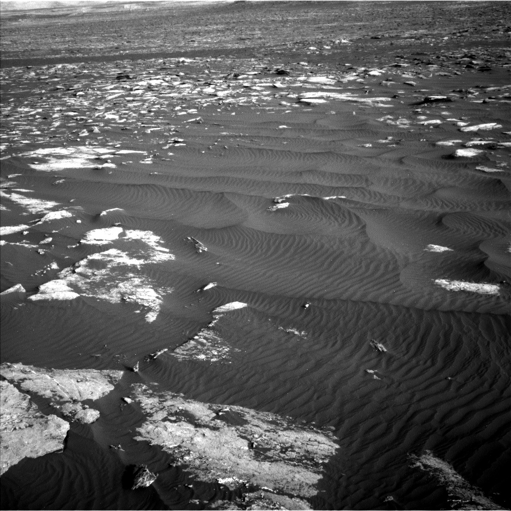 Nasa's Mars rover Curiosity acquired this image using its Left Navigation Camera on Sol 1628, at drive 1332, site number 61