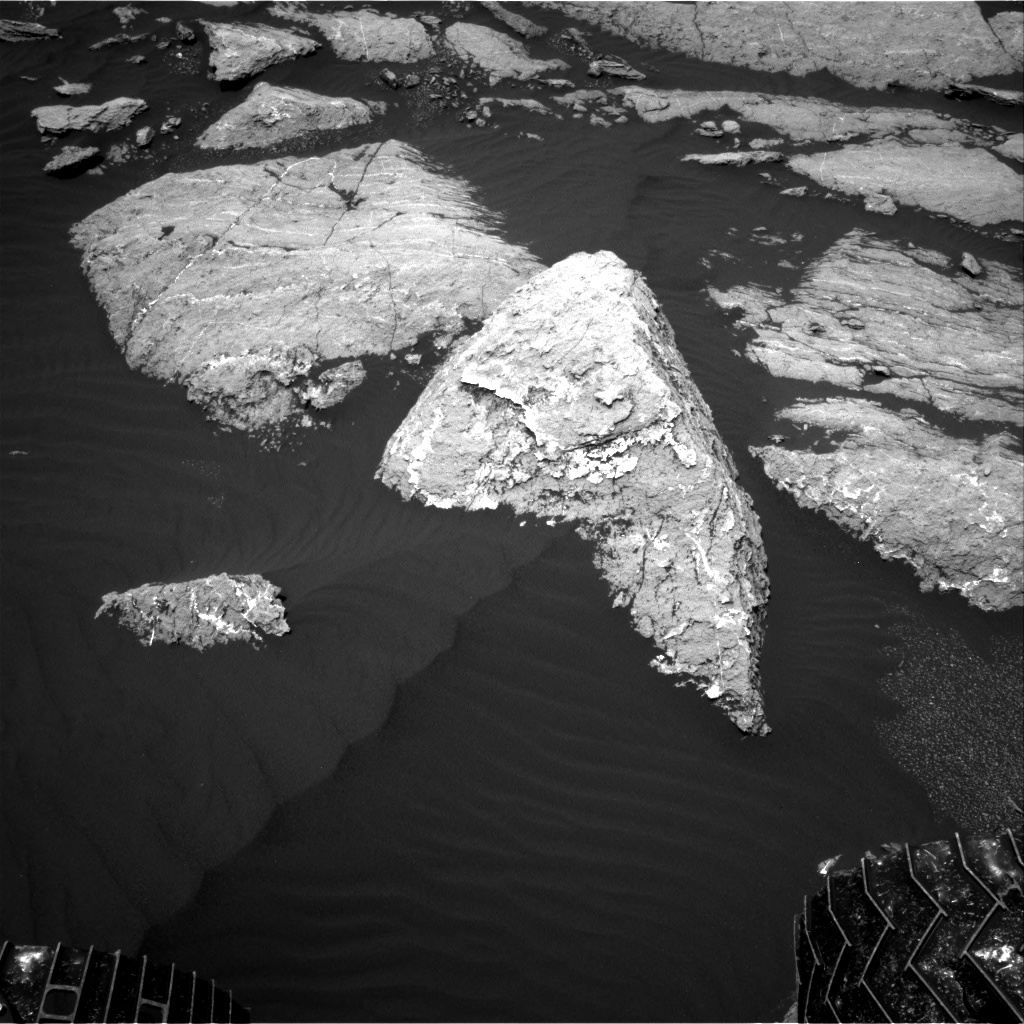 Nasa's Mars rover Curiosity acquired this image using its Right Navigation Camera on Sol 1629, at drive 1332, site number 61