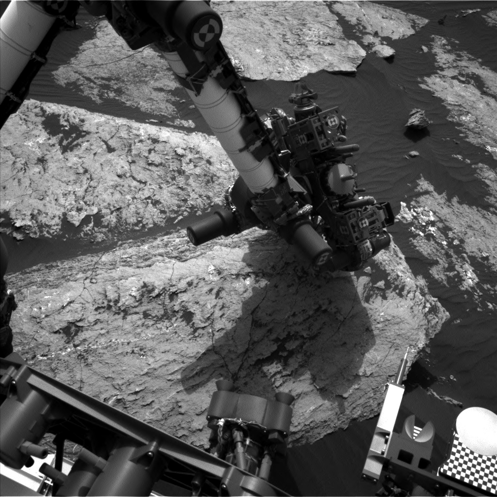 Nasa's Mars rover Curiosity acquired this image using its Left Navigation Camera on Sol 1630, at drive 1332, site number 61
