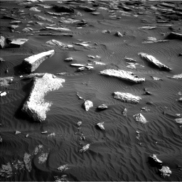 Nasa's Mars rover Curiosity acquired this image using its Left Navigation Camera on Sol 1632, at drive 1800, site number 61