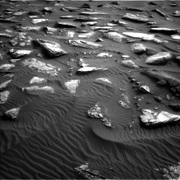 Nasa's Mars rover Curiosity acquired this image using its Left Navigation Camera on Sol 1632, at drive 1872, site number 61