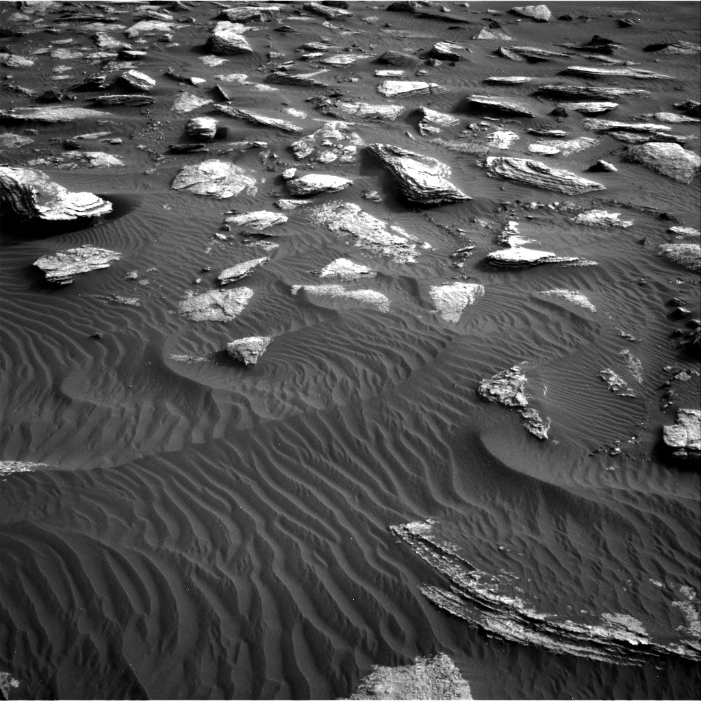 Nasa's Mars rover Curiosity acquired this image using its Right Navigation Camera on Sol 1632, at drive 1866, site number 61