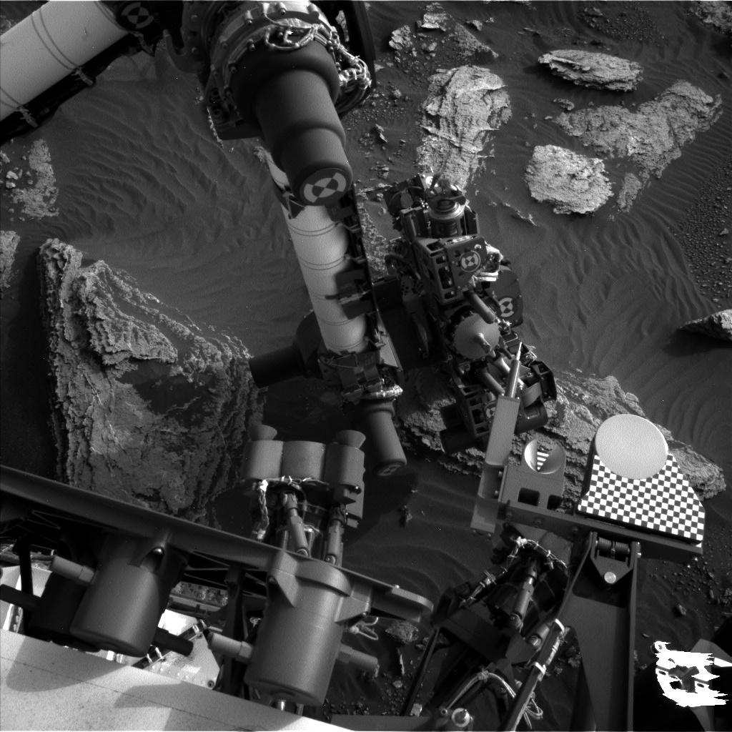 Nasa's Mars rover Curiosity acquired this image using its Left Navigation Camera on Sol 1634, at drive 1908, site number 61