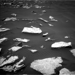 Nasa's Mars rover Curiosity acquired this image using its Left Navigation Camera on Sol 1635, at drive 1926, site number 61