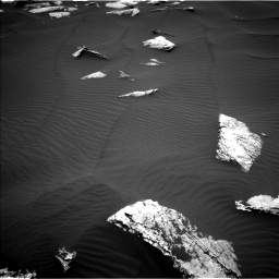 Nasa's Mars rover Curiosity acquired this image using its Left Navigation Camera on Sol 1635, at drive 1962, site number 61