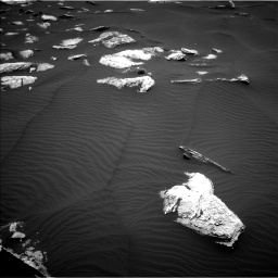 Nasa's Mars rover Curiosity acquired this image using its Left Navigation Camera on Sol 1635, at drive 1992, site number 61