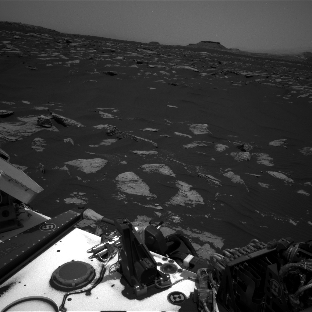 Nasa's Mars rover Curiosity acquired this image using its Right Navigation Camera on Sol 1635, at drive 2148, site number 61