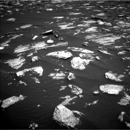 Nasa's Mars rover Curiosity acquired this image using its Left Navigation Camera on Sol 1639, at drive 2304, site number 61