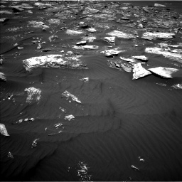 Nasa's Mars rover Curiosity acquired this image using its Left Navigation Camera on Sol 1642, at drive 2646, site number 61