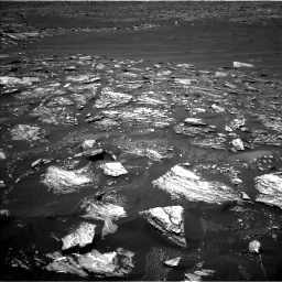 Nasa's Mars rover Curiosity acquired this image using its Left Navigation Camera on Sol 1642, at drive 2676, site number 61