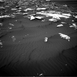Nasa's Mars rover Curiosity acquired this image using its Right Navigation Camera on Sol 1642, at drive 2622, site number 61