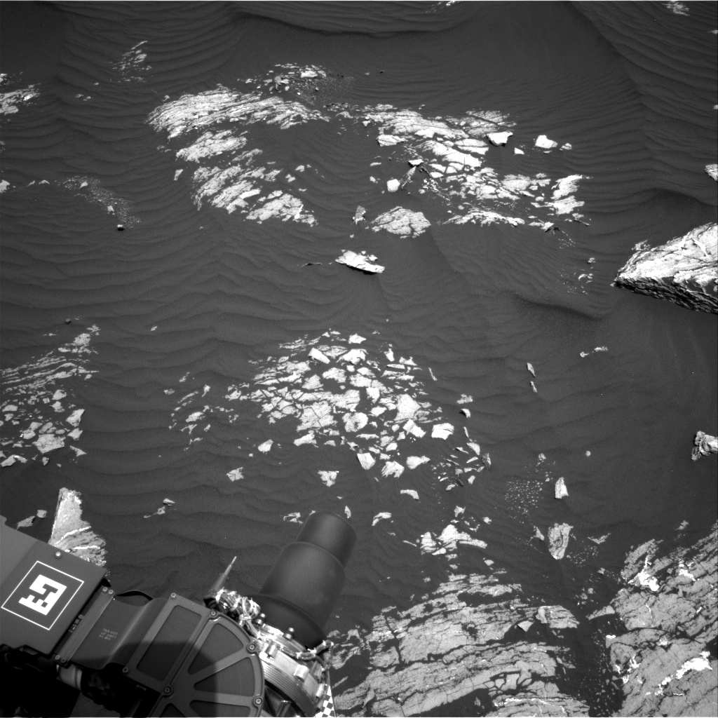 Nasa's Mars rover Curiosity acquired this image using its Right Navigation Camera on Sol 1642, at drive 2740, site number 61