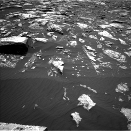 Nasa's Mars rover Curiosity acquired this image using its Left Navigation Camera on Sol 1643, at drive 2824, site number 61