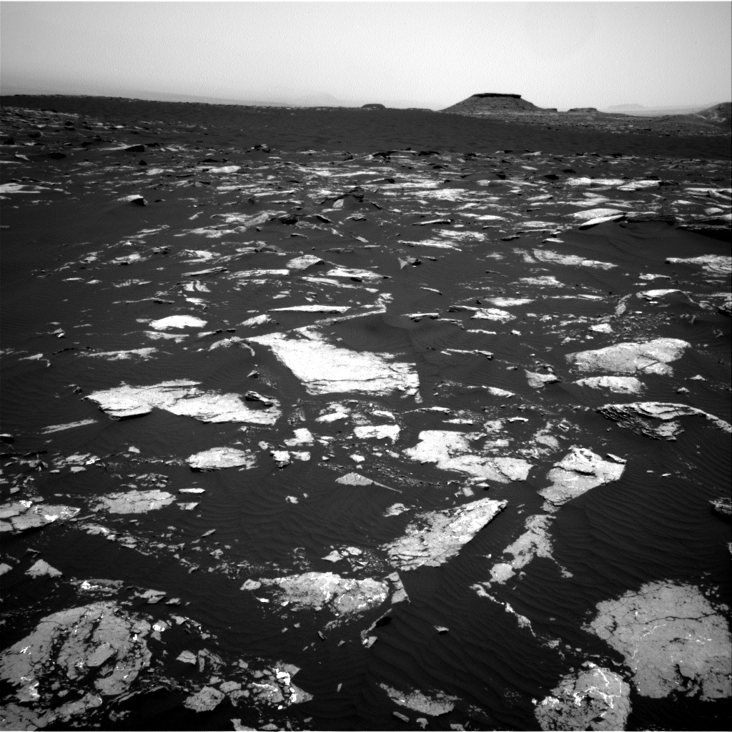 Nasa's Mars rover Curiosity acquired this image using its Right Navigation Camera on Sol 1643, at drive 3076, site number 61