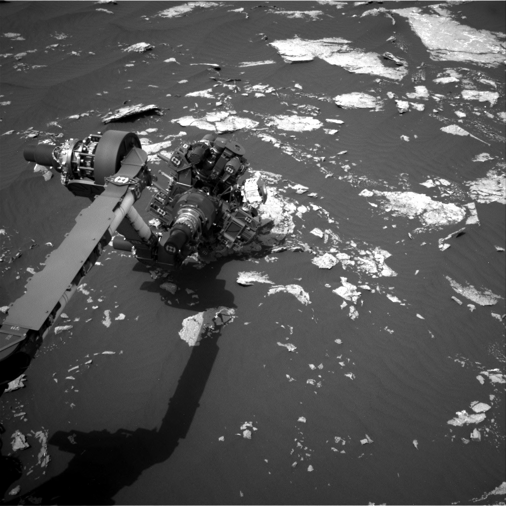 Nasa's Mars rover Curiosity acquired this image using its Right Navigation Camera on Sol 1644, at drive 3076, site number 61