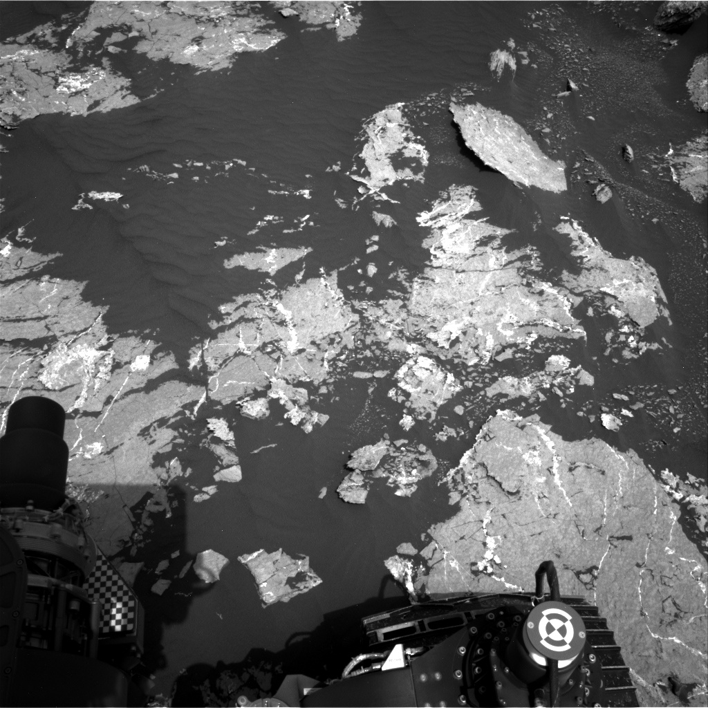 Nasa's Mars rover Curiosity acquired this image using its Right Navigation Camera on Sol 1646, at drive 0, site number 62