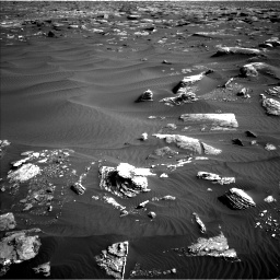 Nasa's Mars rover Curiosity acquired this image using its Left Navigation Camera on Sol 1648, at drive 42, site number 62