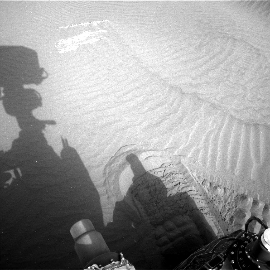 Nasa's Mars rover Curiosity acquired this image using its Left Navigation Camera on Sol 1648, at drive 108, site number 62