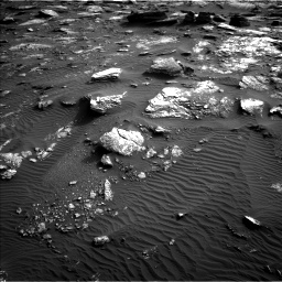 Nasa's Mars rover Curiosity acquired this image using its Left Navigation Camera on Sol 1659, at drive 426, site number 62