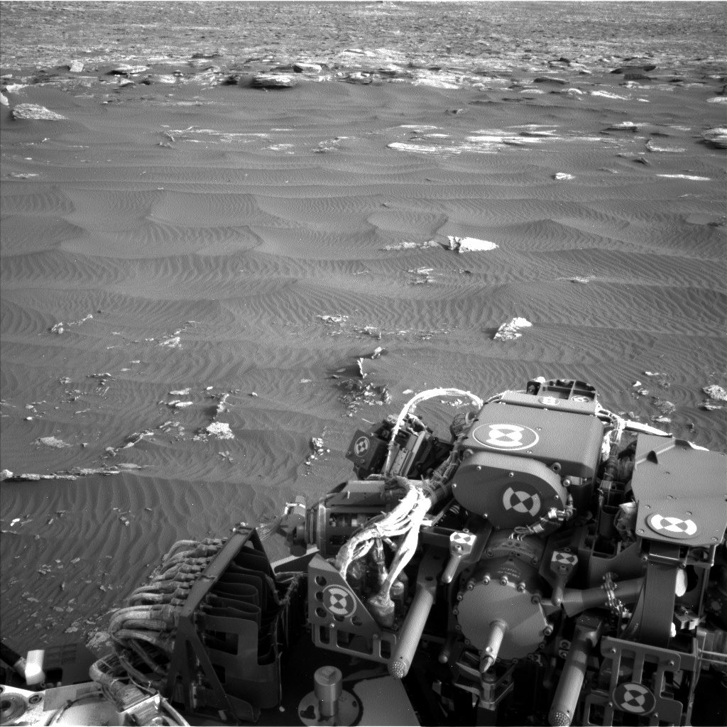 Nasa's Mars rover Curiosity acquired this image using its Left Navigation Camera on Sol 1659, at drive 444, site number 62