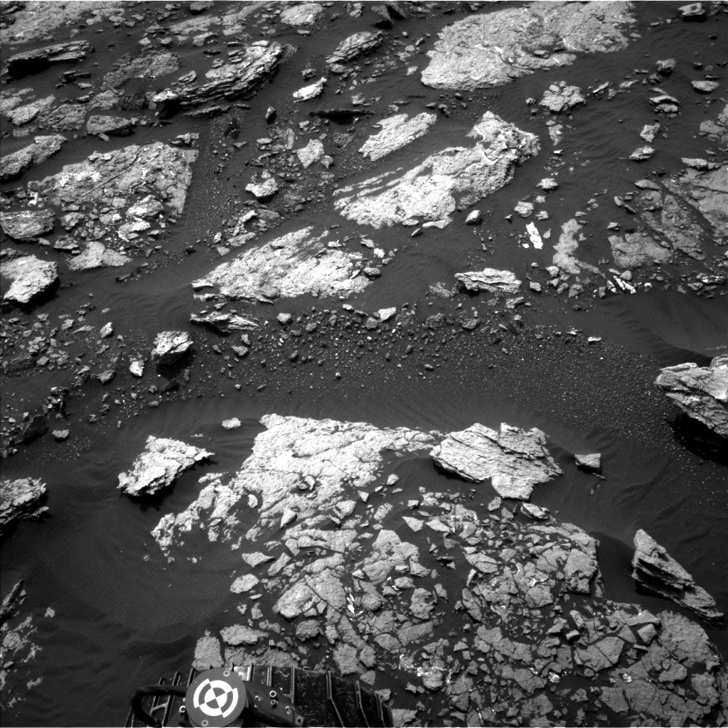 Nasa's Mars rover Curiosity acquired this image using its Left Navigation Camera on Sol 1662, at drive 660, site number 62