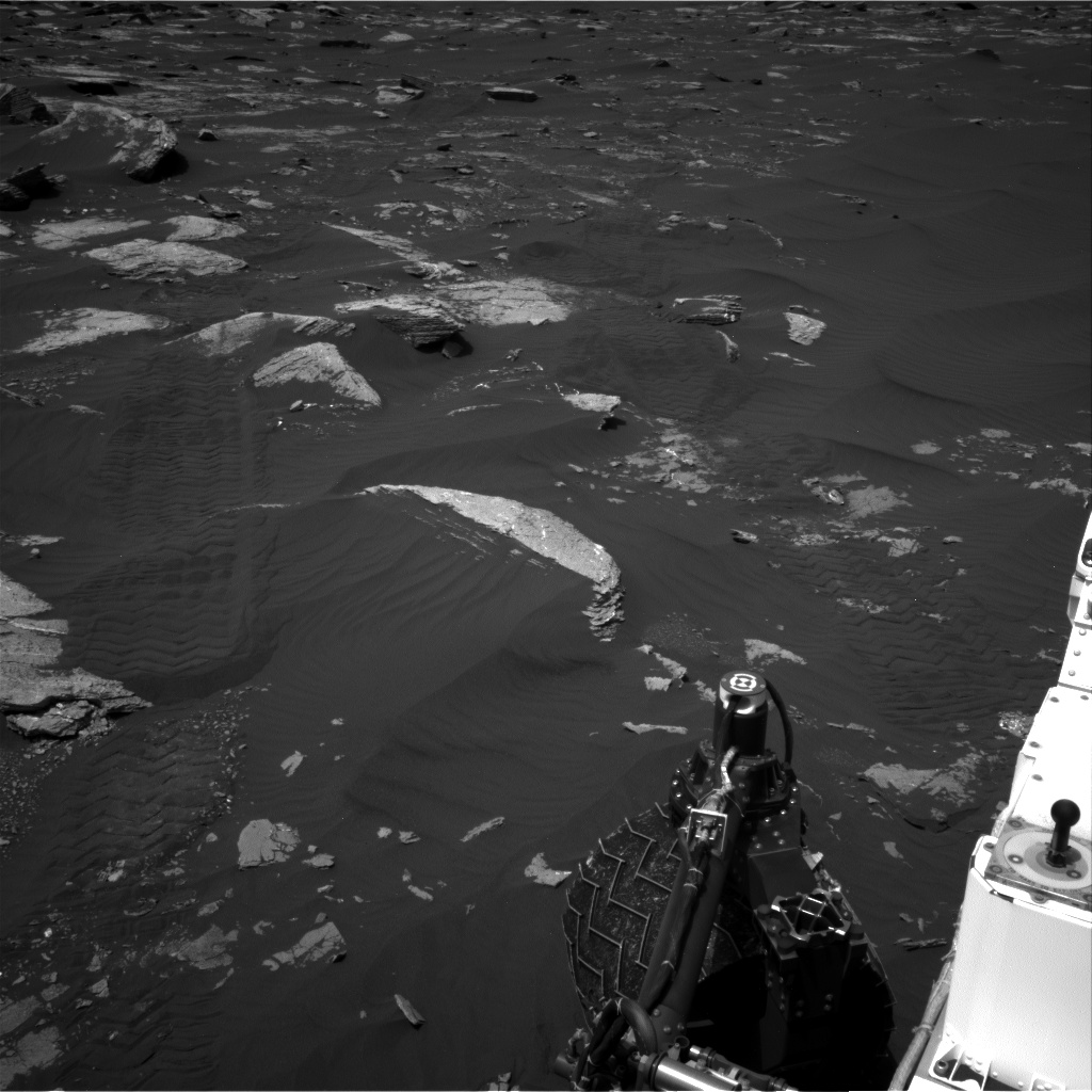 Nasa's Mars rover Curiosity acquired this image using its Right Navigation Camera on Sol 1662, at drive 618, site number 62
