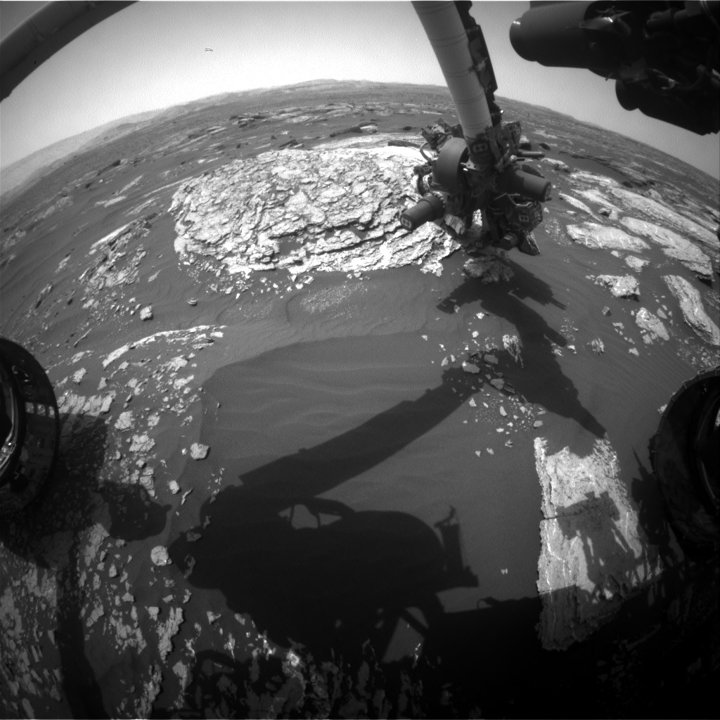 Nasa's Mars rover Curiosity acquired this image using its Front Hazard Avoidance Camera (Front Hazcam) on Sol 1669, at drive 786, site number 62
