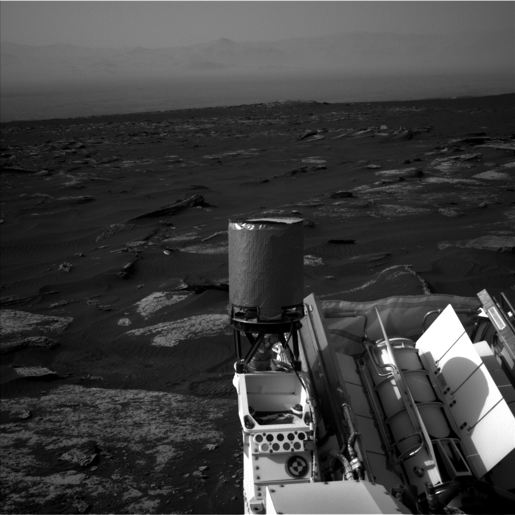 Nasa's Mars rover Curiosity acquired this image using its Left Navigation Camera on Sol 1671, at drive 1140, site number 62