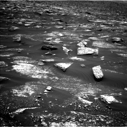Nasa's Mars rover Curiosity acquired this image using its Left Navigation Camera on Sol 1672, at drive 1140, site number 62