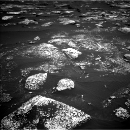 Nasa's Mars rover Curiosity acquired this image using its Left Navigation Camera on Sol 1672, at drive 1194, site number 62