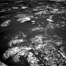 Nasa's Mars rover Curiosity acquired this image using its Left Navigation Camera on Sol 1672, at drive 1230, site number 62