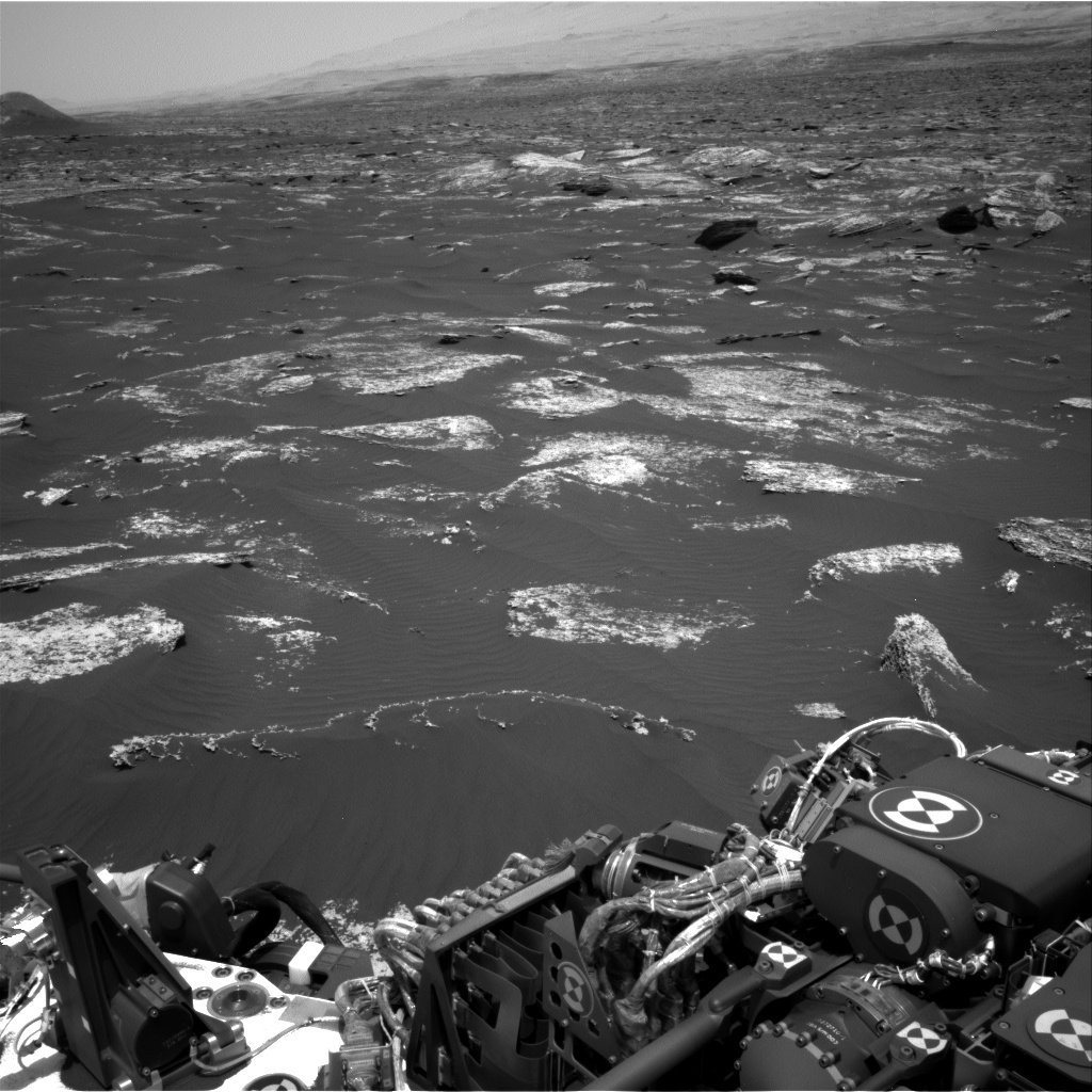Nasa's Mars rover Curiosity acquired this image using its Right Navigation Camera on Sol 1672, at drive 1314, site number 62