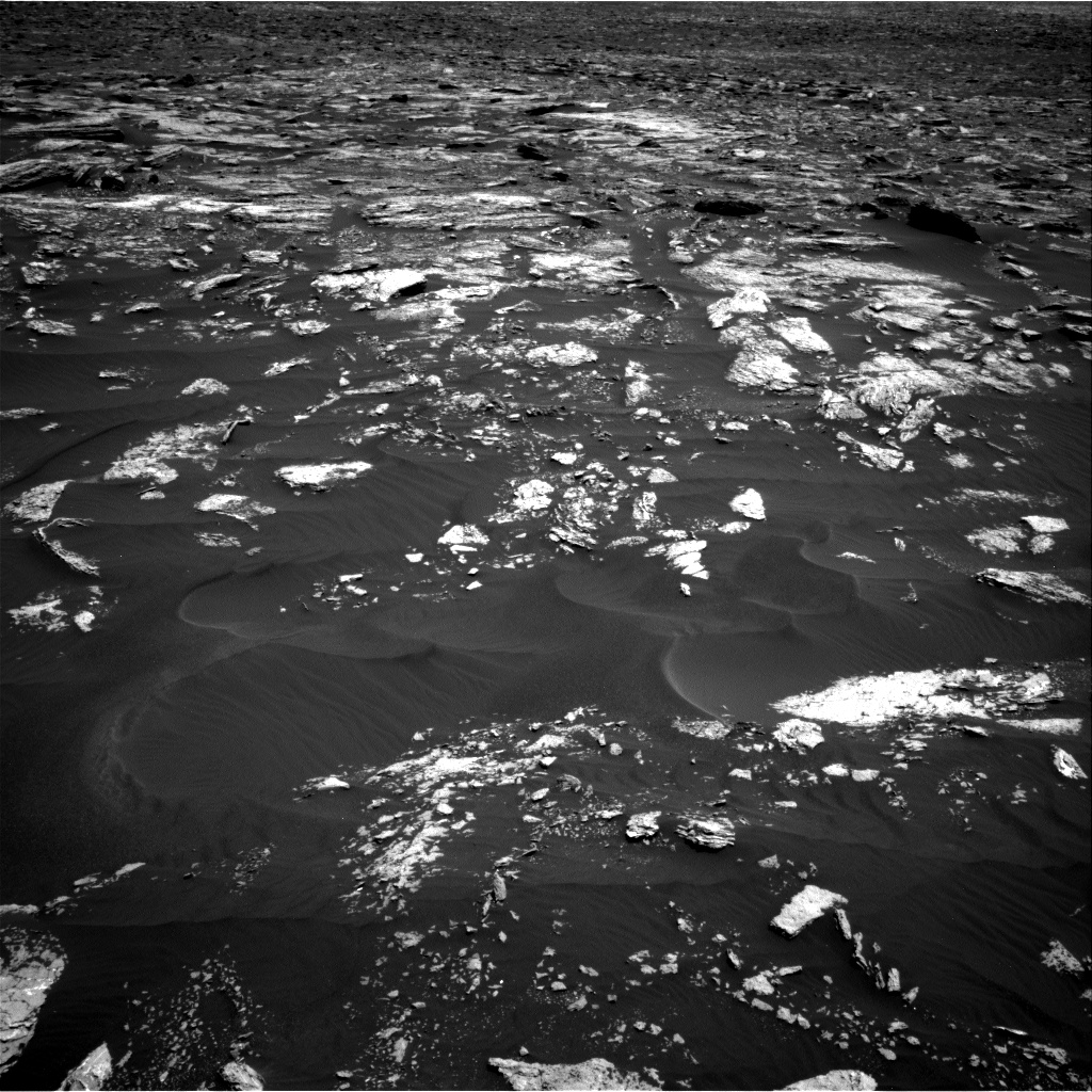 Nasa's Mars rover Curiosity acquired this image using its Right Navigation Camera on Sol 1673, at drive 1386, site number 62