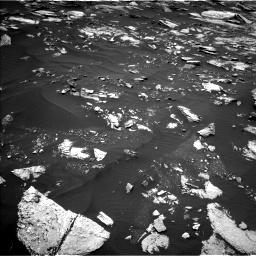 Nasa's Mars rover Curiosity acquired this image using its Left Navigation Camera on Sol 1676, at drive 1398, site number 62