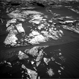 Nasa's Mars rover Curiosity acquired this image using its Left Navigation Camera on Sol 1676, at drive 1440, site number 62