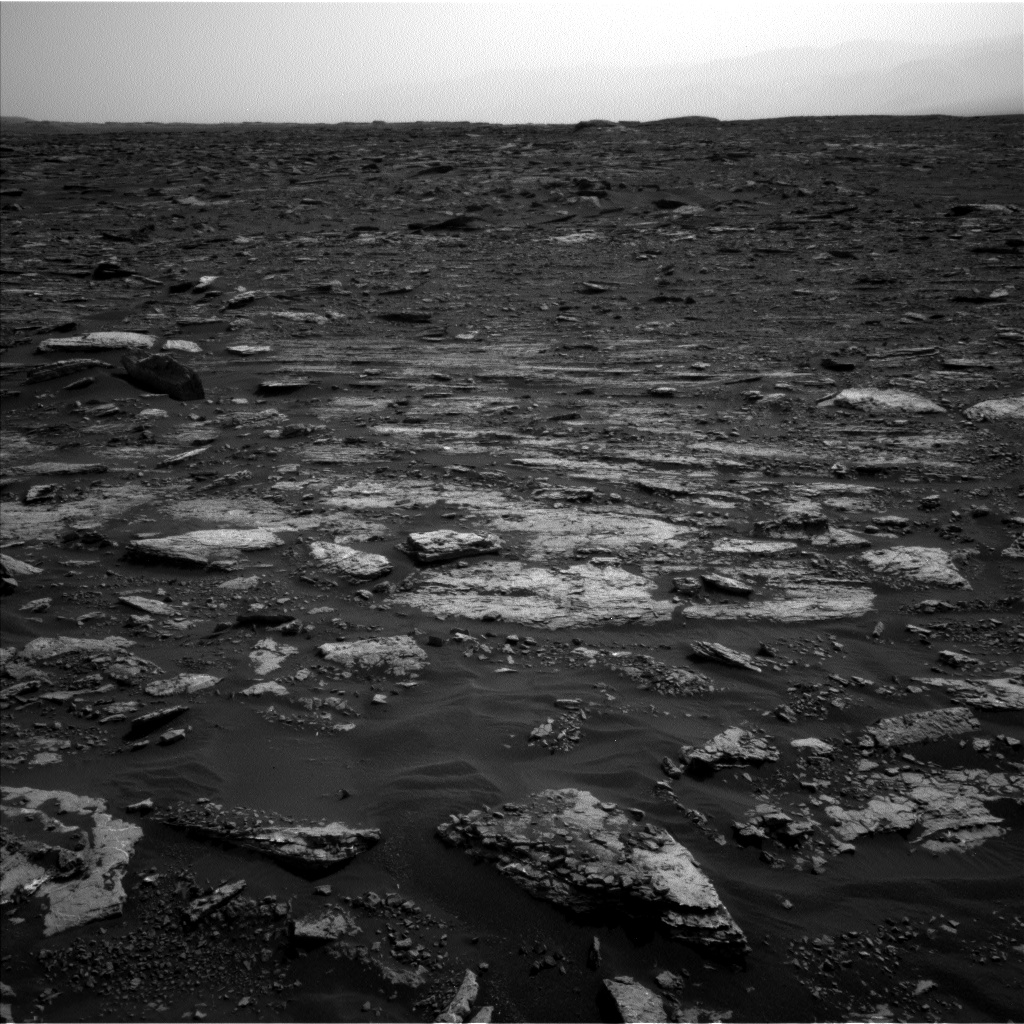 Nasa's Mars rover Curiosity acquired this image using its Left Navigation Camera on Sol 1677, at drive 1776, site number 62