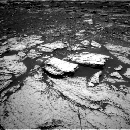 Nasa's Mars rover Curiosity acquired this image using its Left Navigation Camera on Sol 1678, at drive 1860, site number 62
